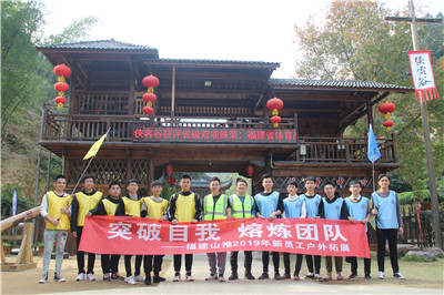 157838877123701.jpg IMG_2205.jpg