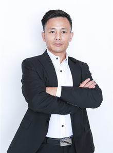 170113931241723.jpg 形象照_副本.jpg